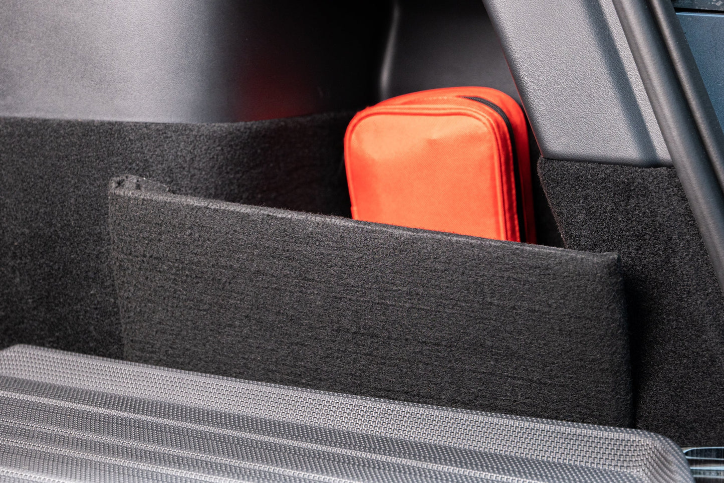 Kofferbakbegrenzer voor de Tesla Model Y