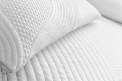 Snuuzu Campingmatras voor de Tesla Model Y